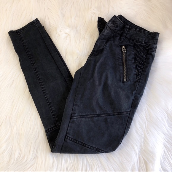 AEO navy color skinny pants with texture - Picture 3 of 5